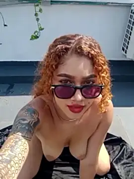 Sienna_brunette webcam