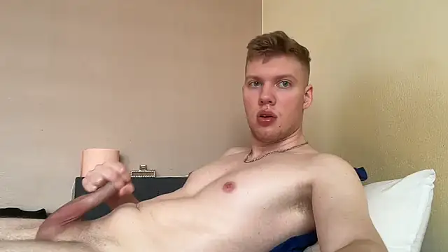 sexybooii6968 (M young) - help me to cum and taste it