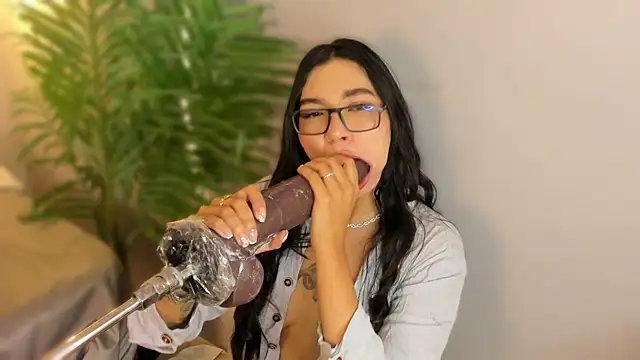 Juli_Casanova webcam