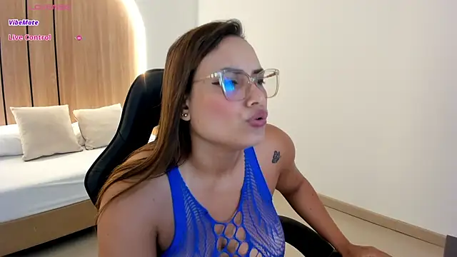 zoe_danae_ webcam