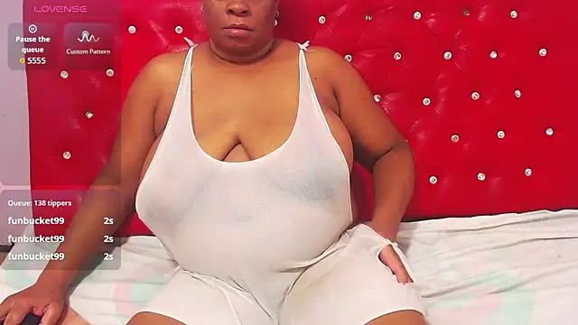 wonderfuldiana webcam