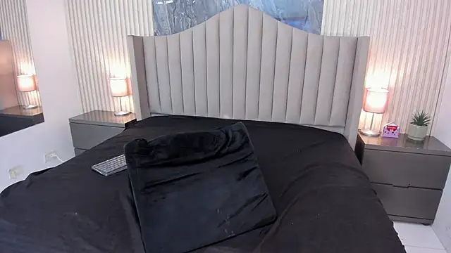 Arianaa_Cooper_ webcam