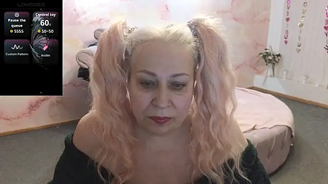 Penelope_Pinky webcam