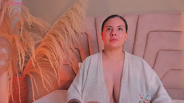 angelica_cross_ webcam