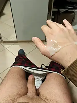 LucifertheGenius webcam