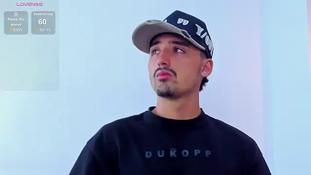 Hadrian_Torres webcam