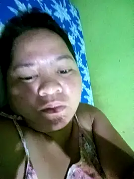 hotpussyxxx33x webcam