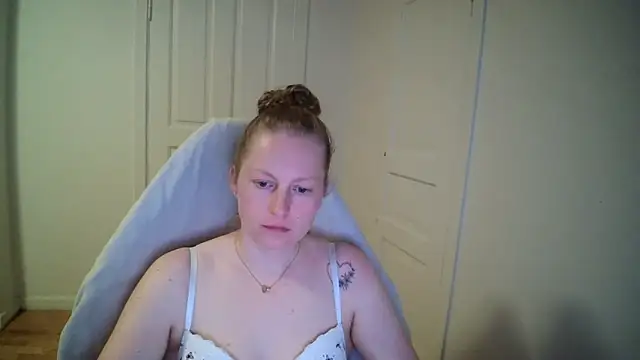 Girlnina-1995 webcam