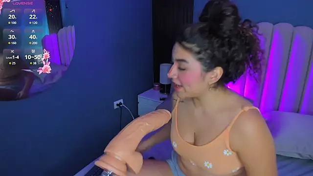 little_valentinaa webcam