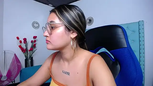 kathe-mills235 webcam