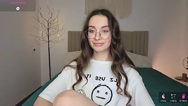 real_cutie1 - Real_cutie1's free webcam - UK Sex Cams