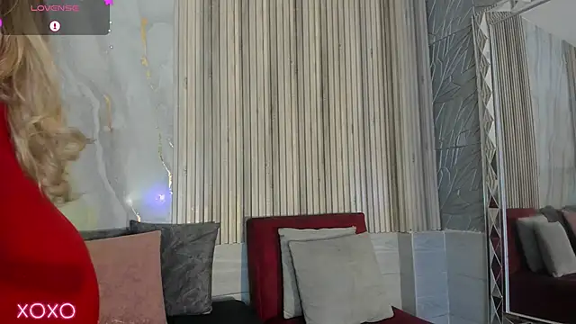 BriannaChelsea webcam