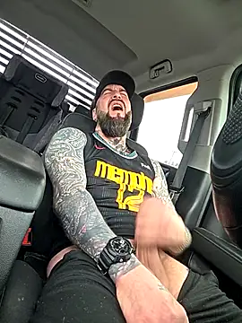 Beardedtattood live sex cam