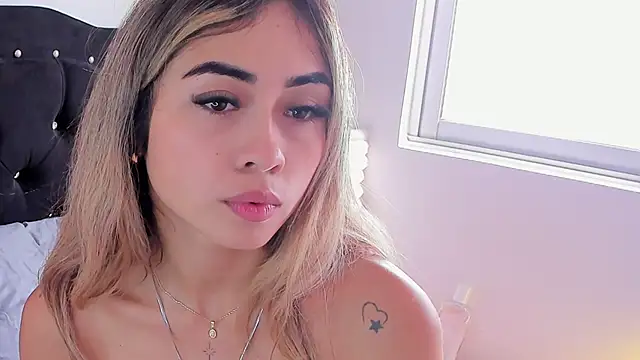 Annyy_Ricee28 webcam