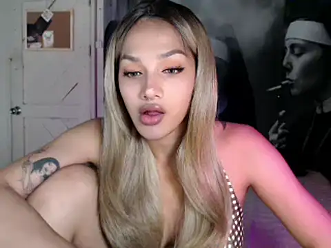 itsmekarinaaa webcam