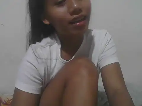 lovelypinay31xx webcam