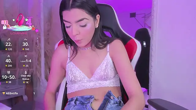 KarelyMitchel webcam