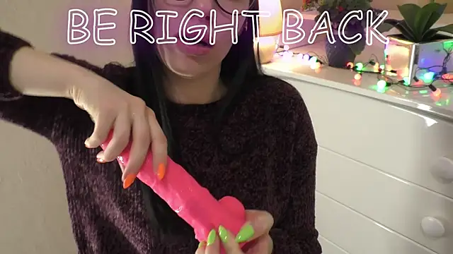 honeyed_poison webcam