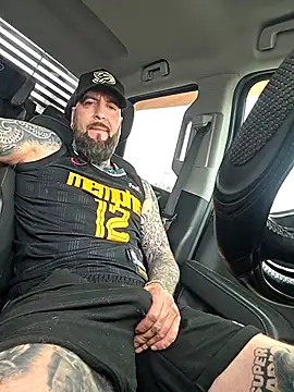 Beardedtattood webcam