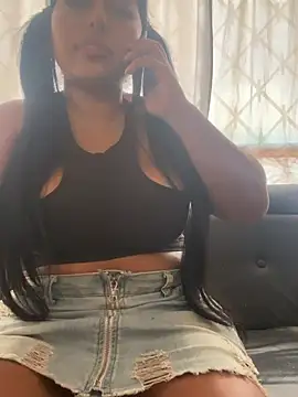 emmyjhonson07 webcam