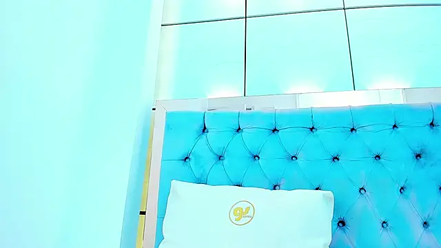 pocahontas_pow webcam