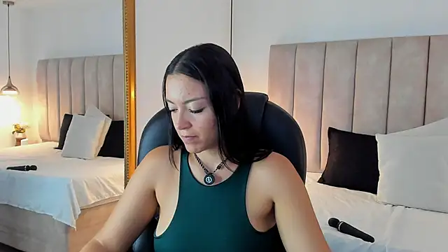 Megan-8 webcam