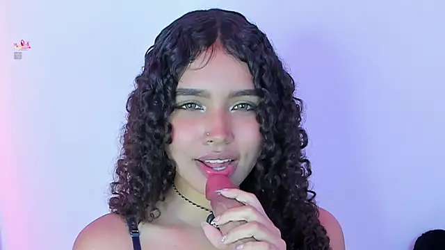 EloiseSweetxx webcam