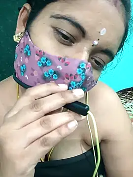 Ramya-hot-gueen webcam