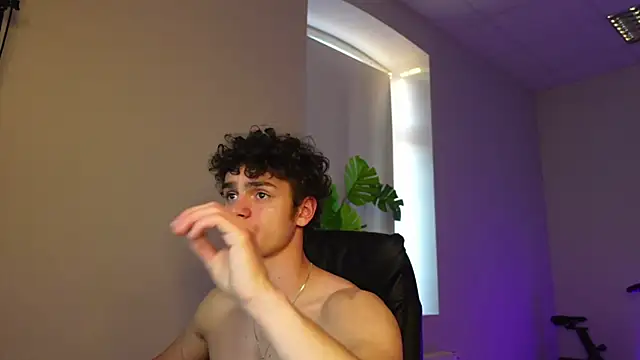 Brad_Holloway webcam