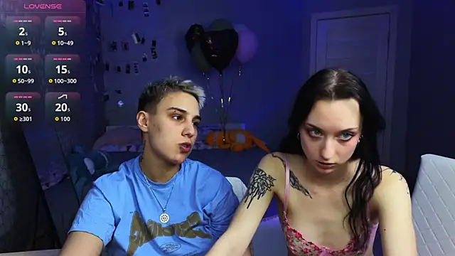 LuxuryLoverss webcam