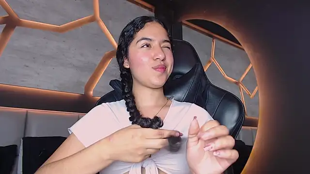 AdharaCasstell webcam