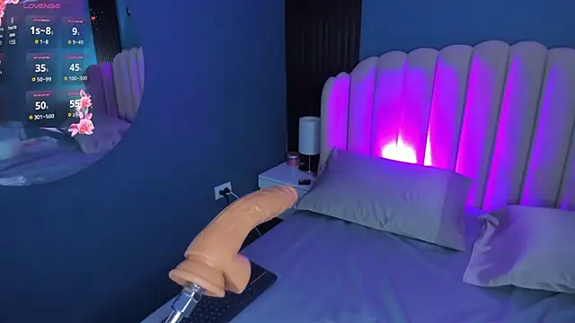 little_valentinaa webcam