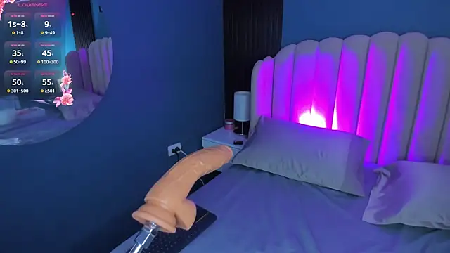 little_valentinaa webcam