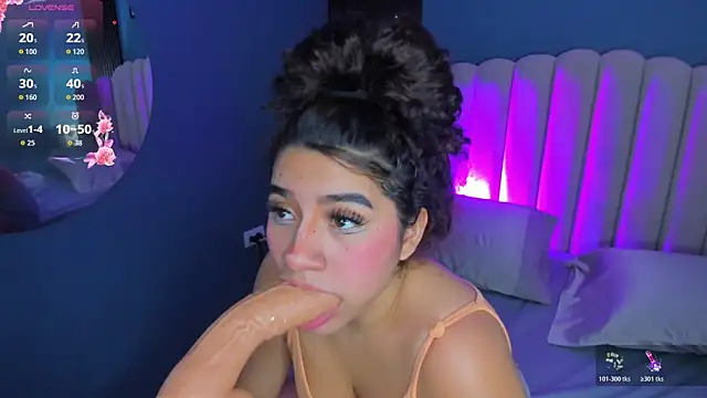 little_valentinaa webcam