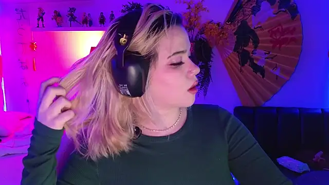 albaismynameX webcam