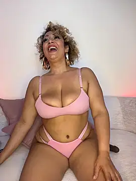 Katti_Barrera webcam