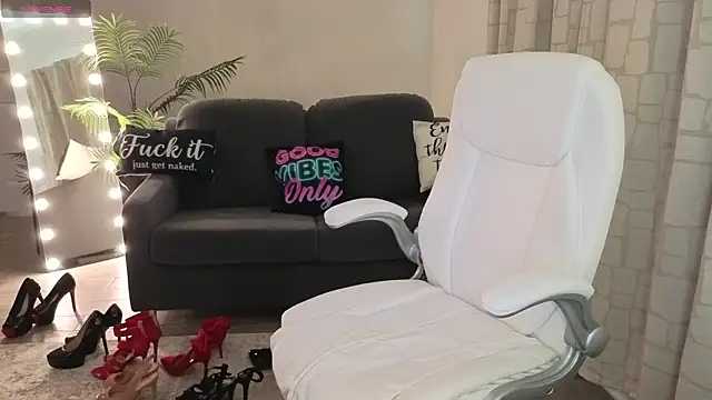 YourMarthaMayer webcam