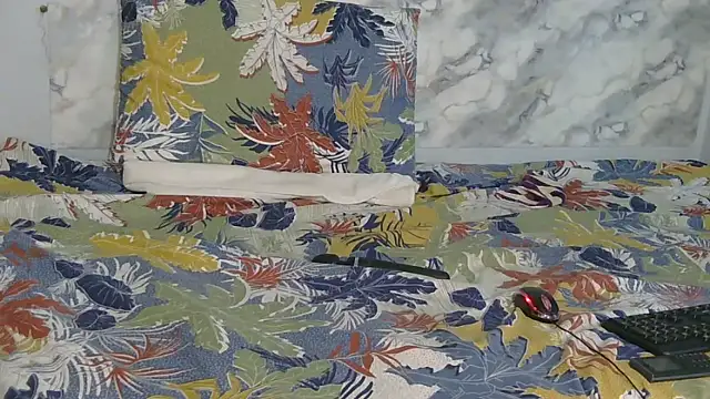 CaramelHotGirl webcam