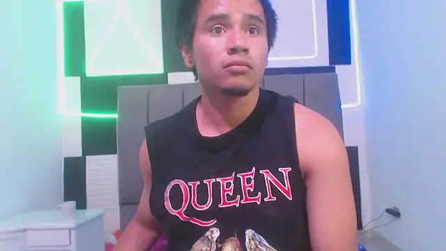 adonis_latin_19 webcam