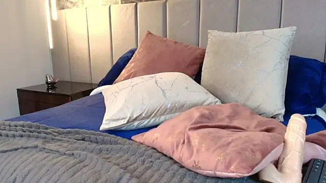 Scarlett_Bellmont webcam