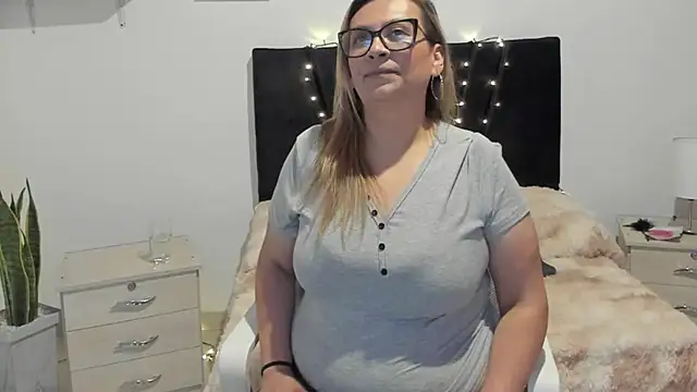 Just_evangeline webcam