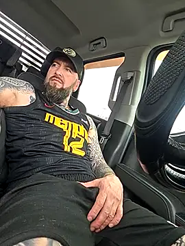 Beardedtattood webcam