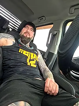 Beardedtattood's live cam