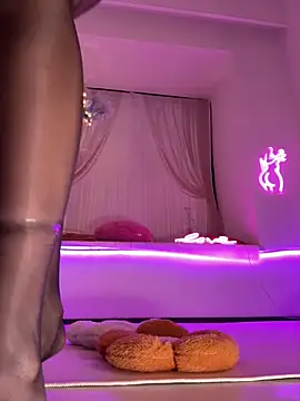 nidekikibabe-2026's room