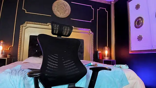 MeganStorms Live Cam