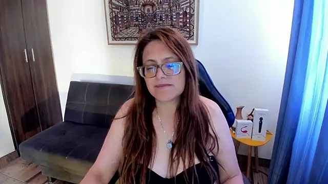 Ivette_Shaira webcam