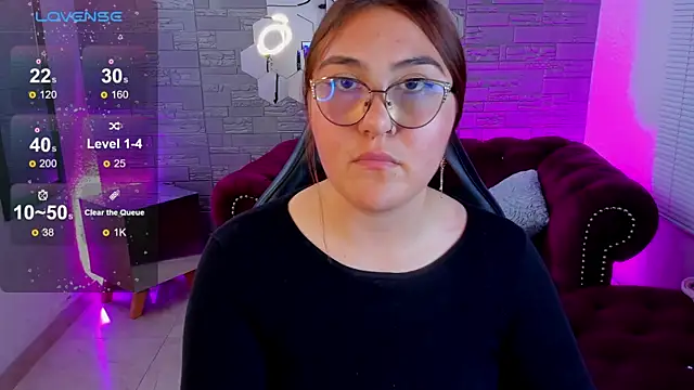 conniejames_m webcam