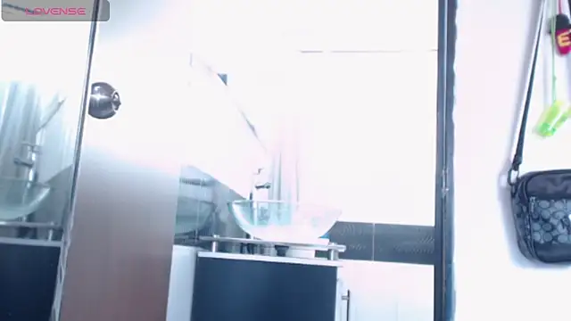 miia-big1boobs_ - Miia-big1boobs_'s free webcam - UK Sex Cams