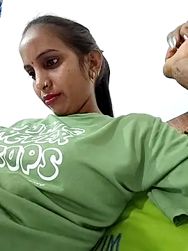 Sexy-Kavya2 webcam