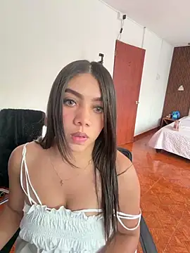 Luna_rousse26 webcam